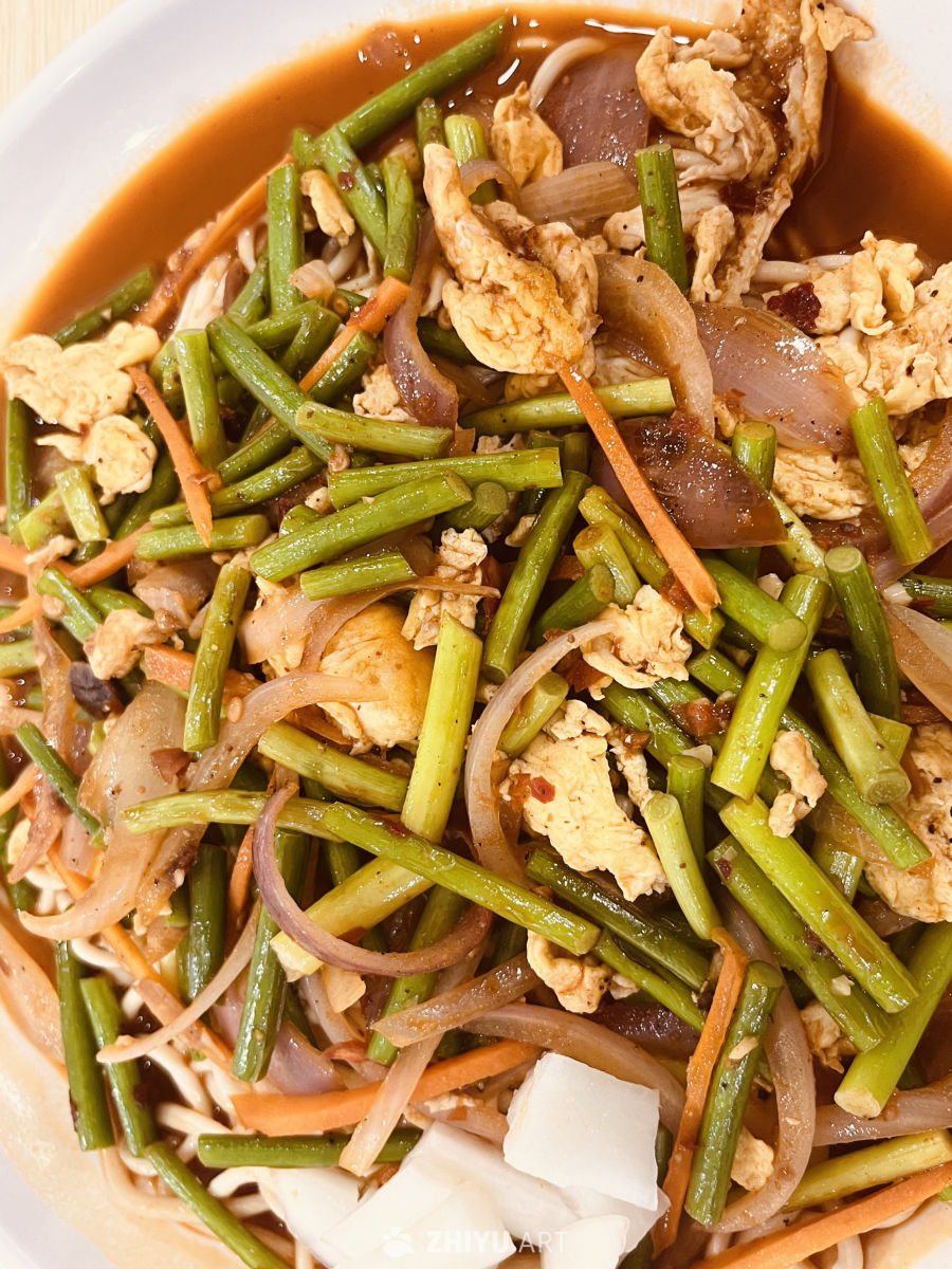 青豆炒鸡蛋