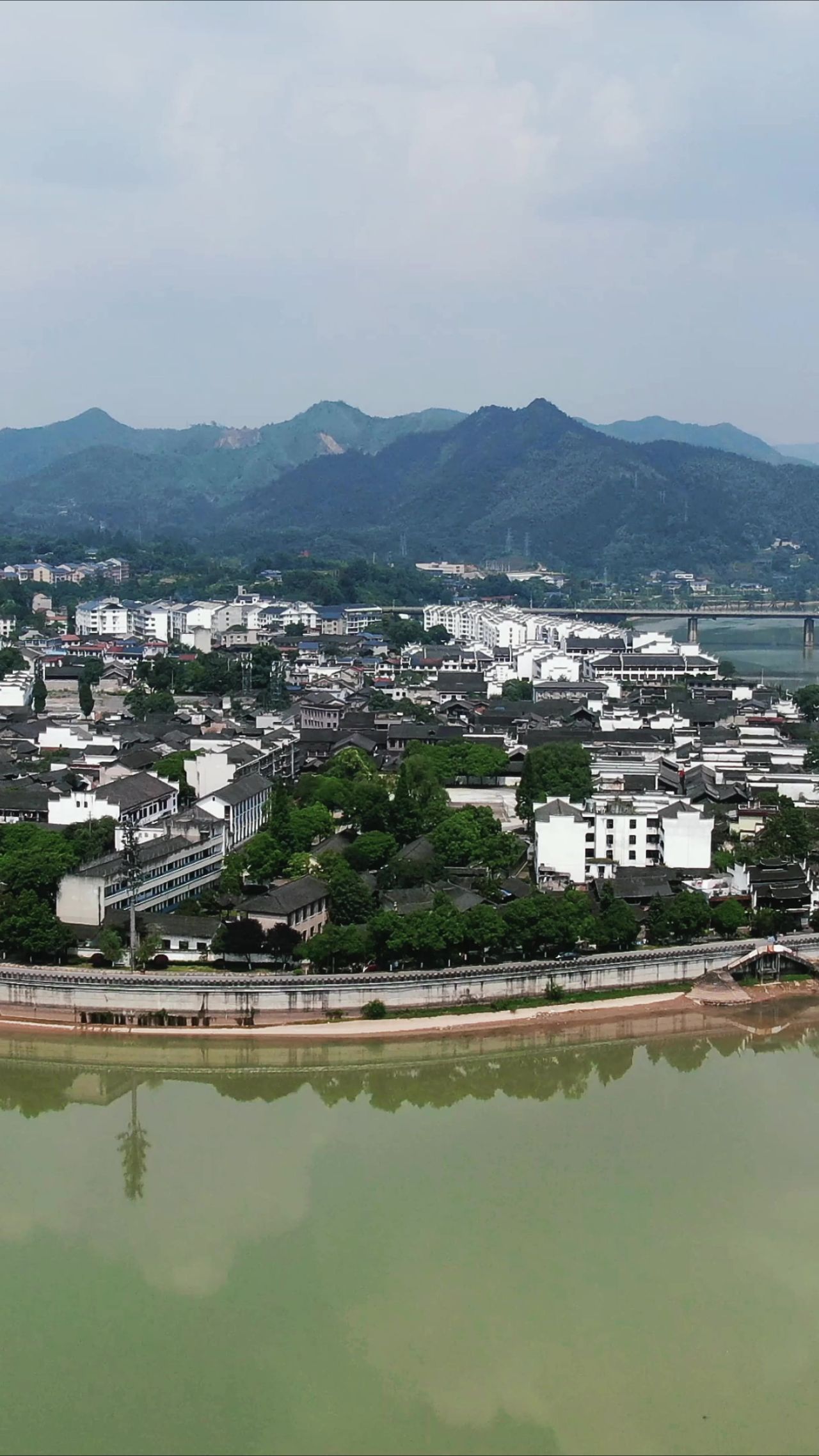 航拍湖南洪江黔阳古城4A景区竖屏