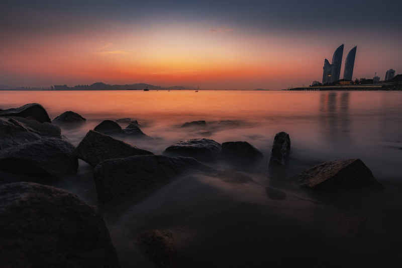 晚霞白城