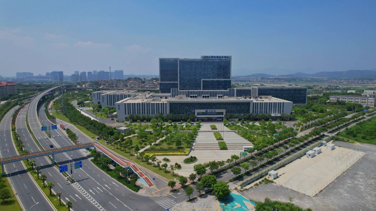 航拍厦门翔安医院景观 7