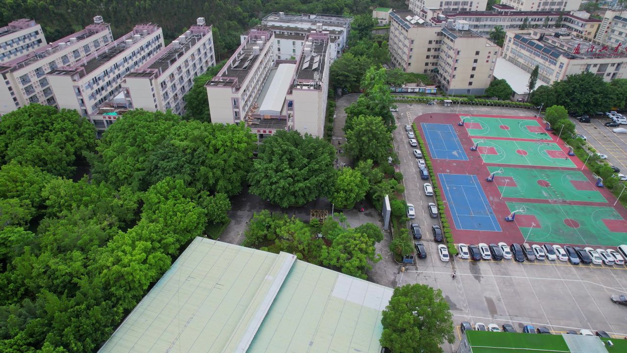 航拍厦门兴才学院合 7