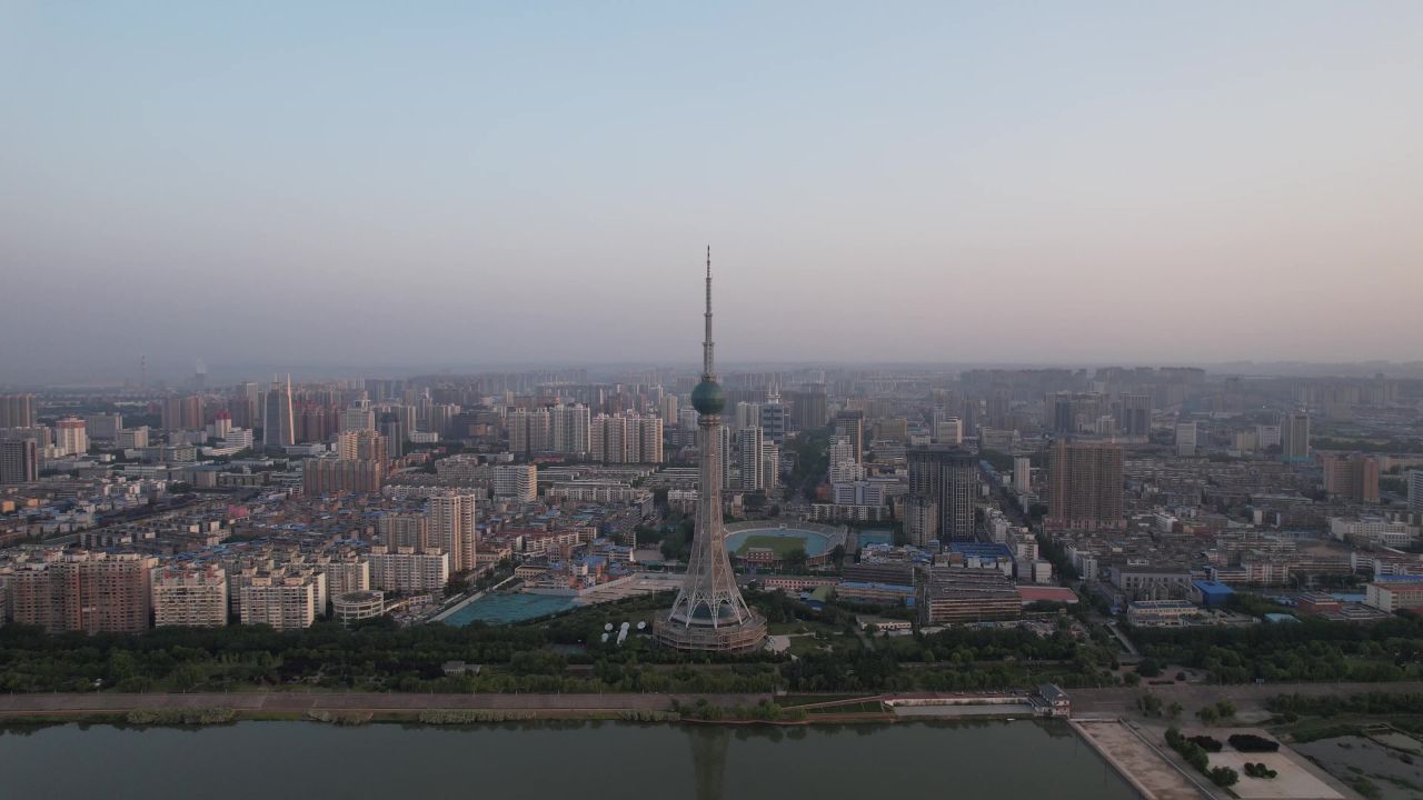 河南洛阳城市清晨航拍