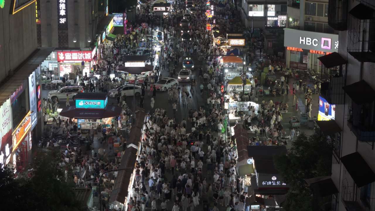 宜昌铁路坝小吃街 6