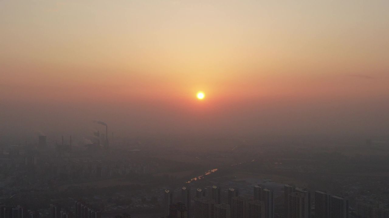 城市日落晚霞夕阳自然风光航拍  