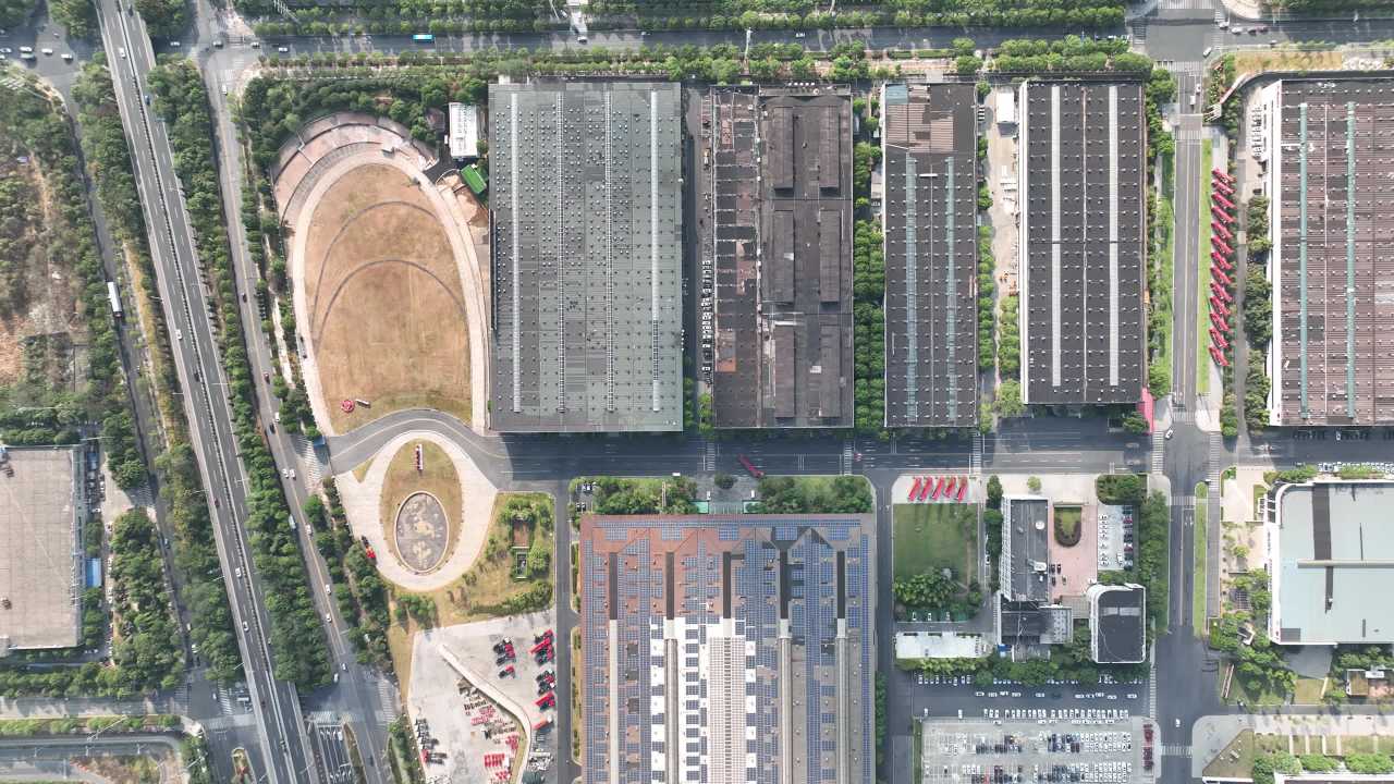 三一重工 30