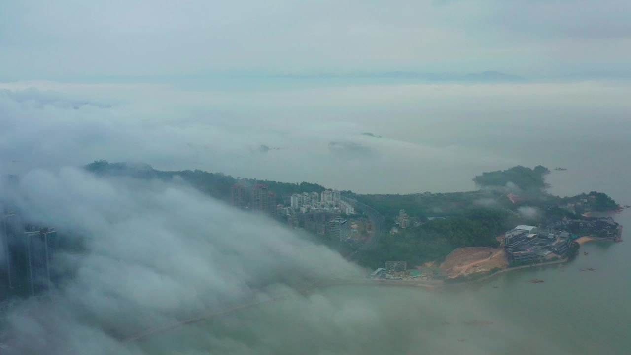  珠海三月空中俯瞰云雾缭绕自然景观六