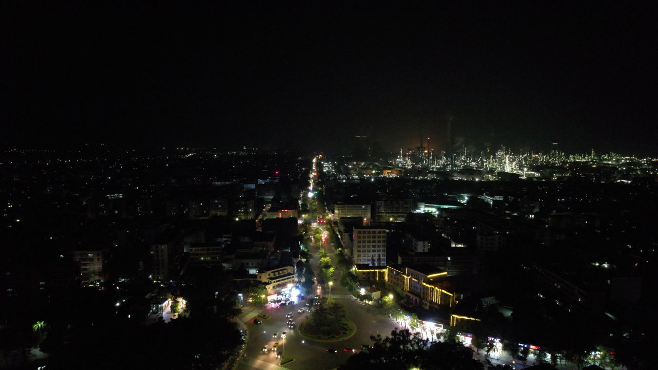 广东茂名城市夜景交通航拍