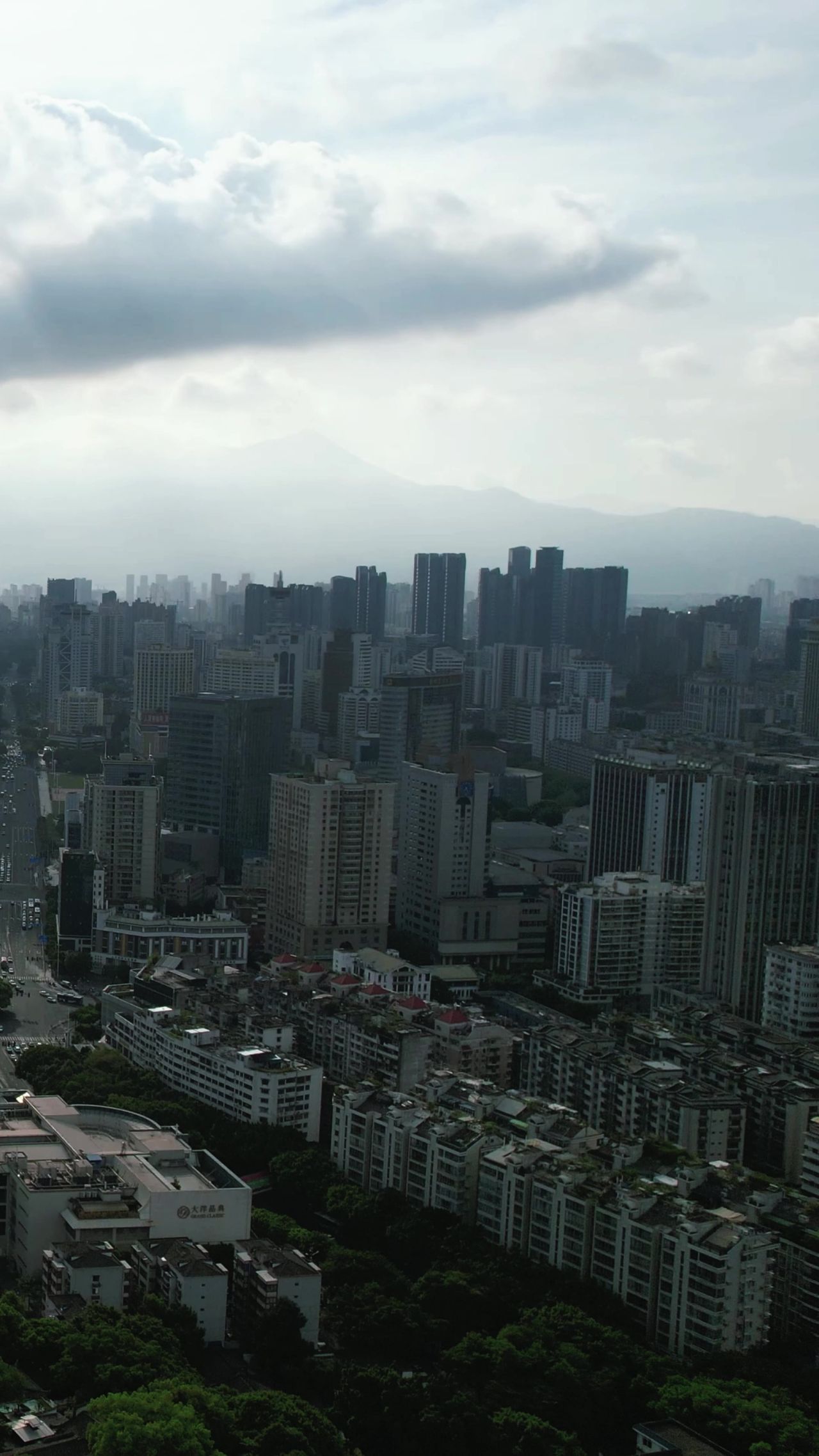 福建福州城市风光竖屏航拍 