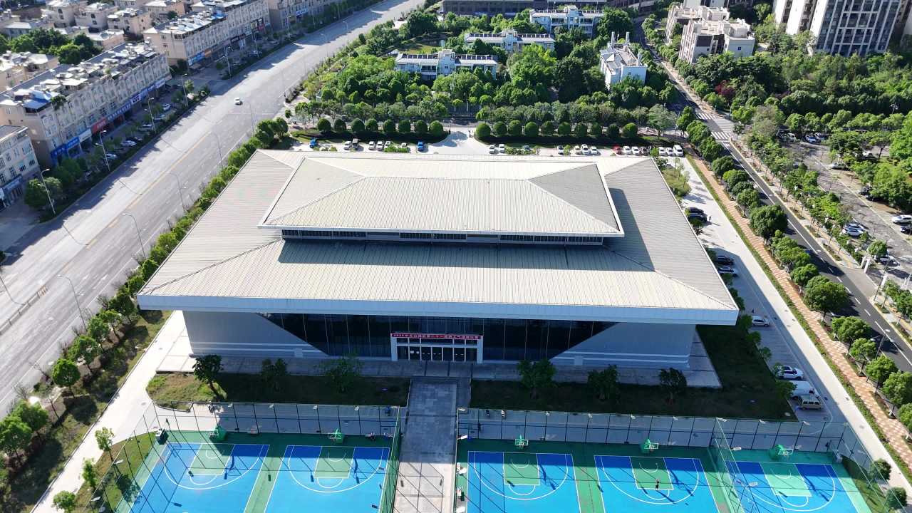 城市体育馆航拍全景