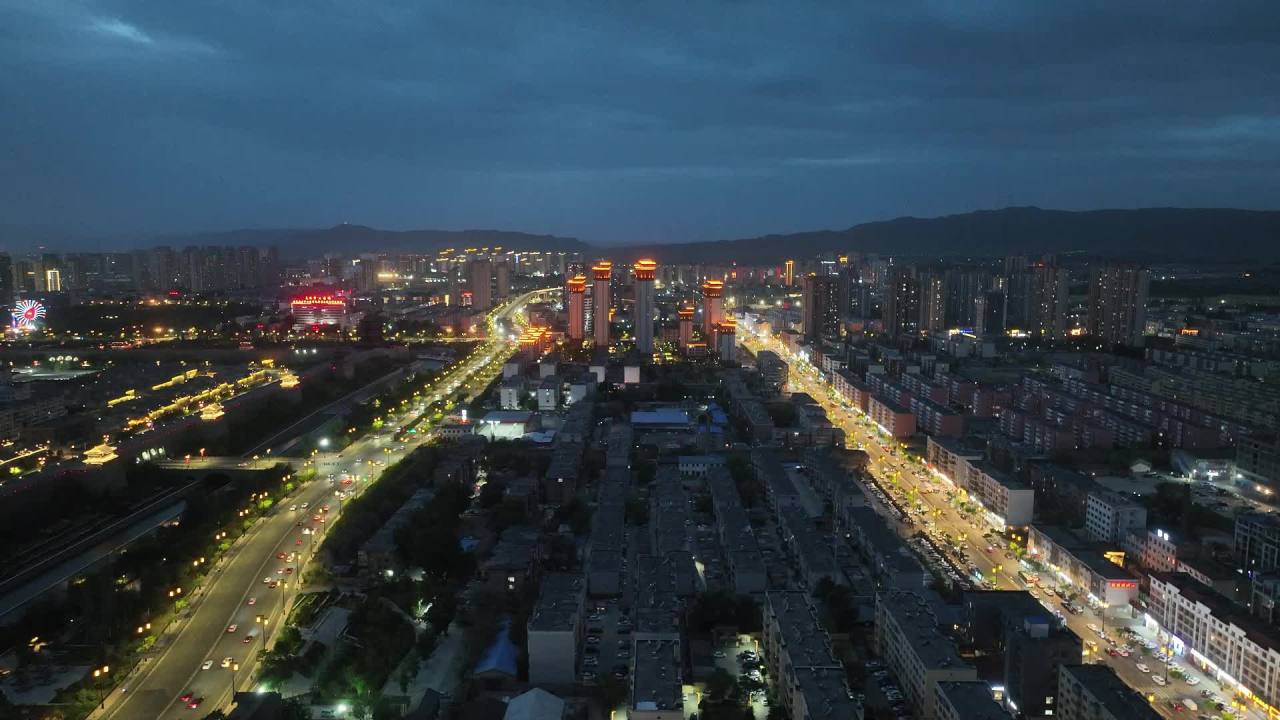 4K航拍山西大同市城市建筑风光夜景 3