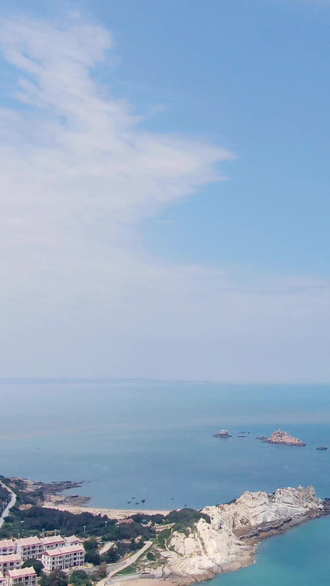 航拍蓝色海洋湄洲岛竖屏