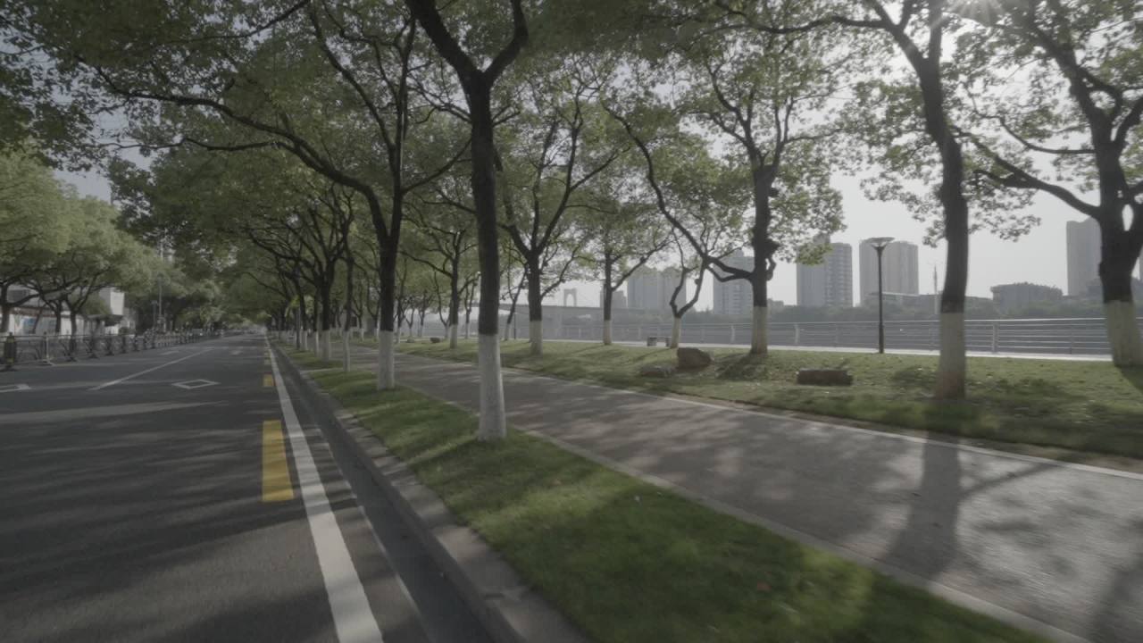 宜昌江边 105