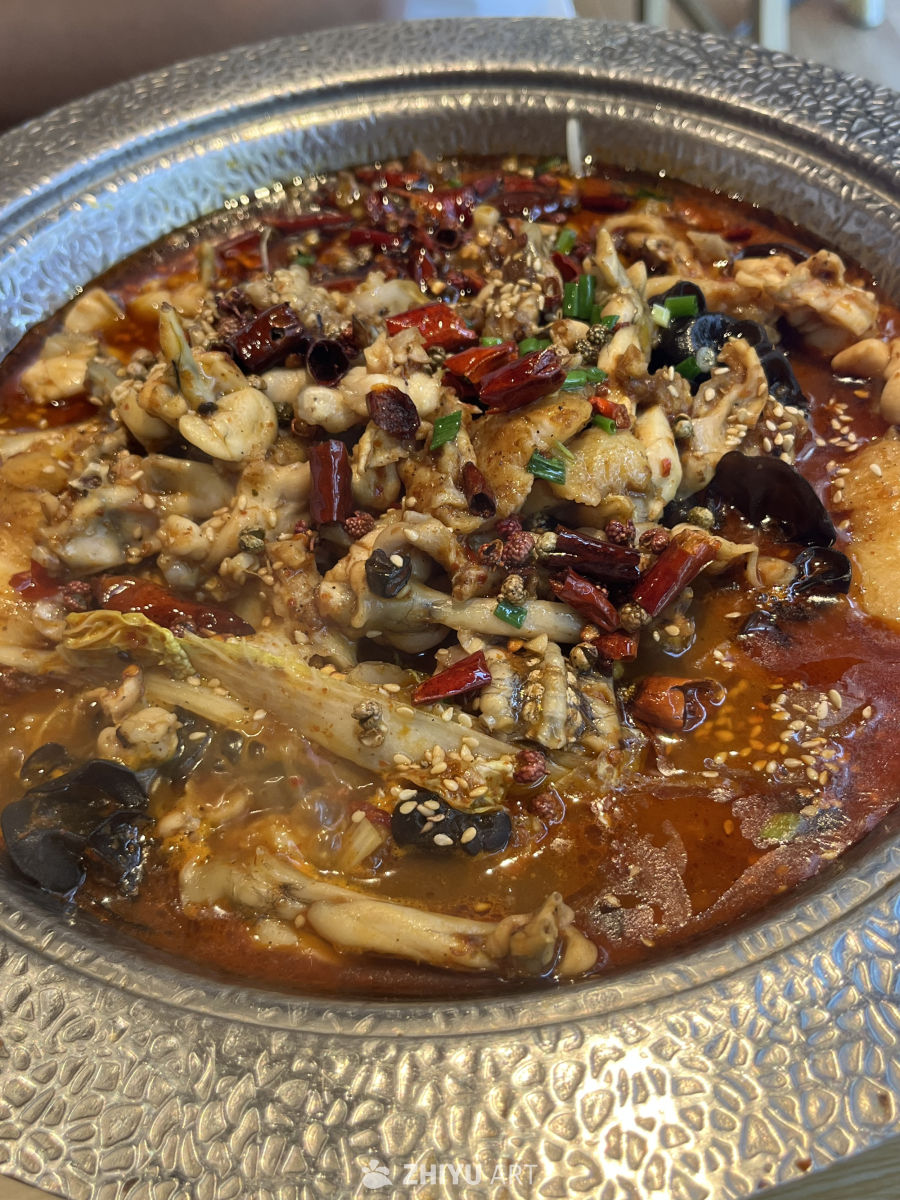 麻辣蛙肉锅