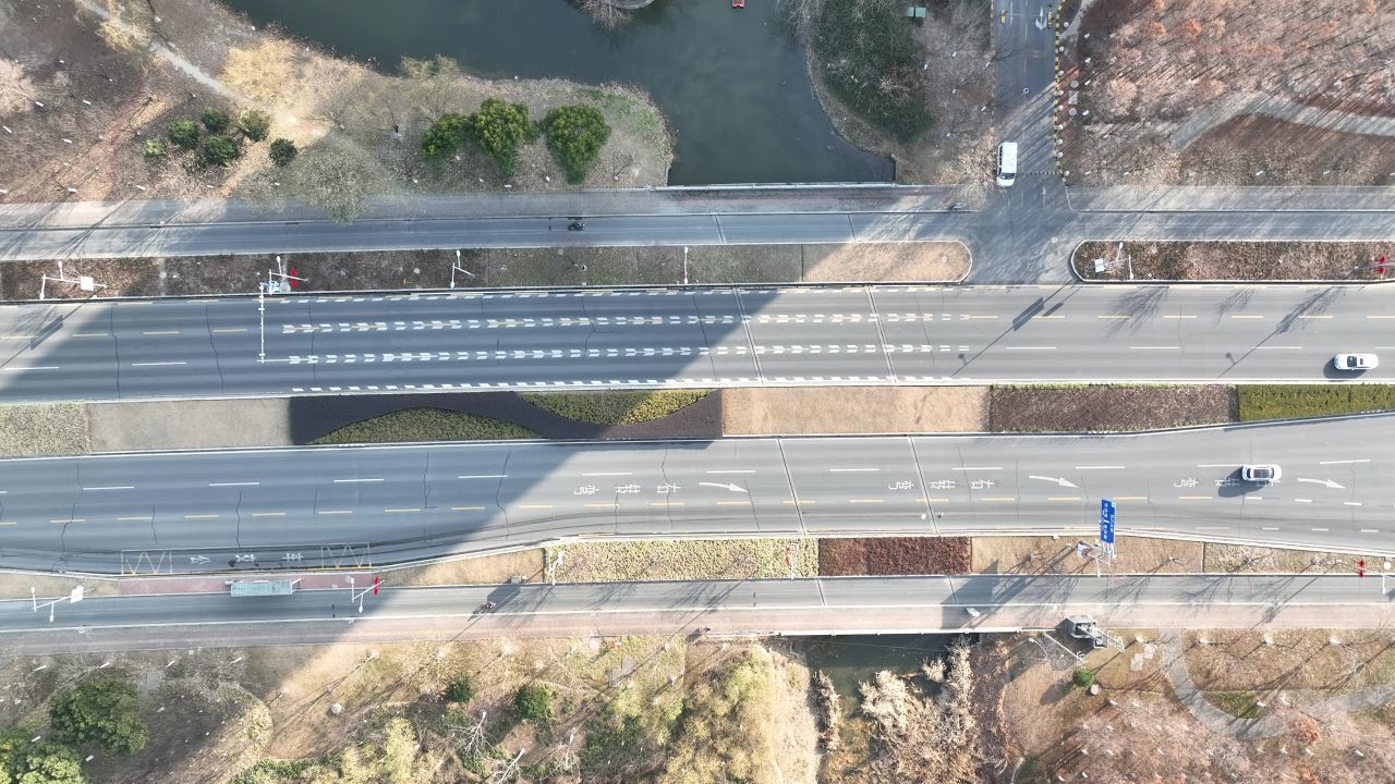 航拍昆山迎宾路