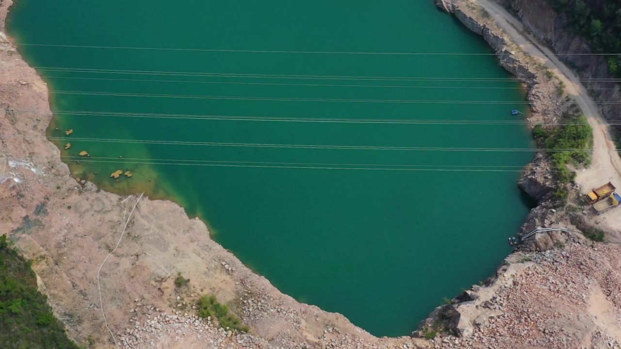 误入西藏的美景航拍中山南区采石场 7
