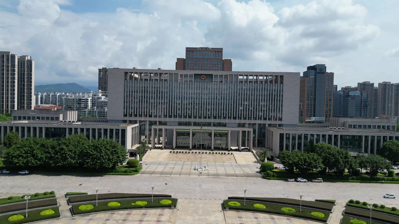  航拍福建龙岩市政府人民广场