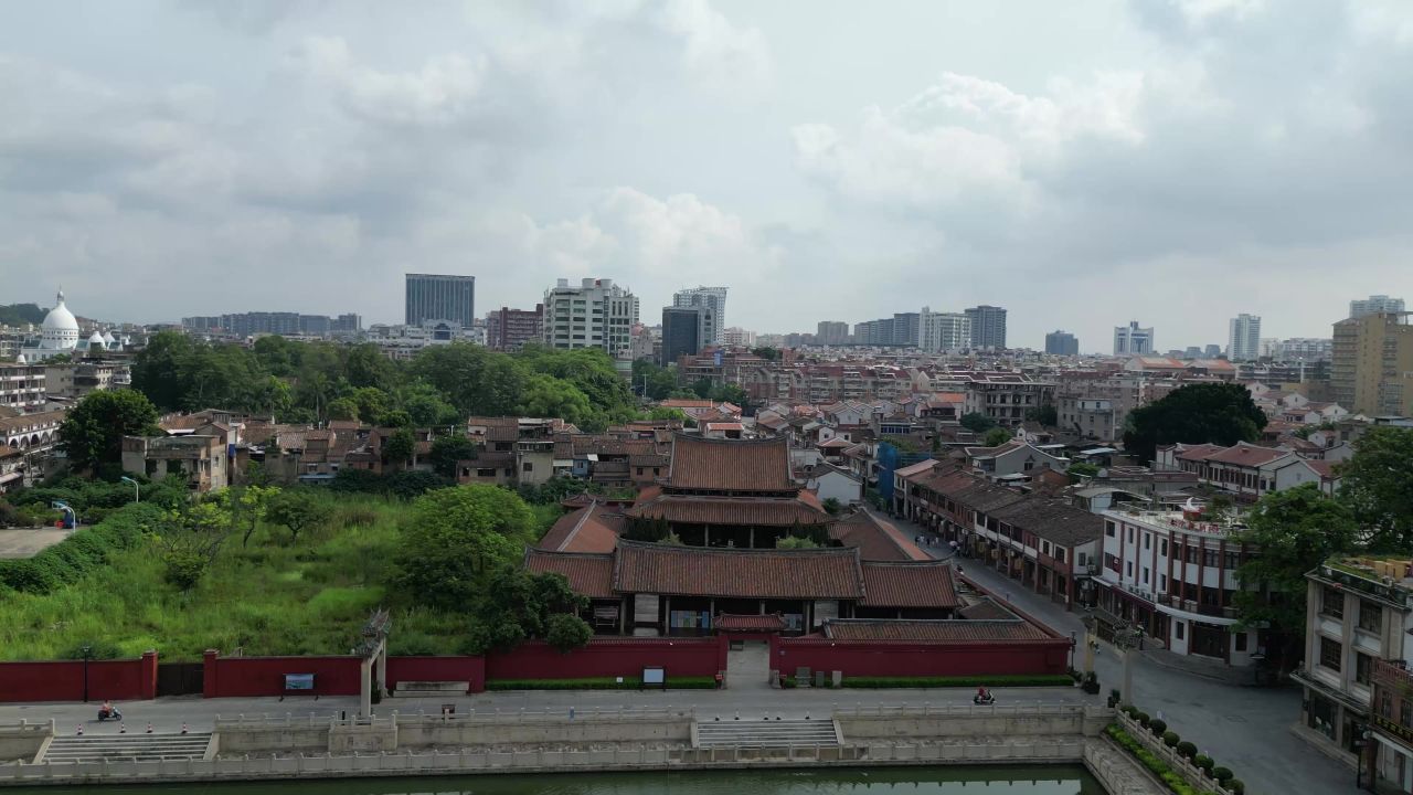 航拍福建漳州古城文庙