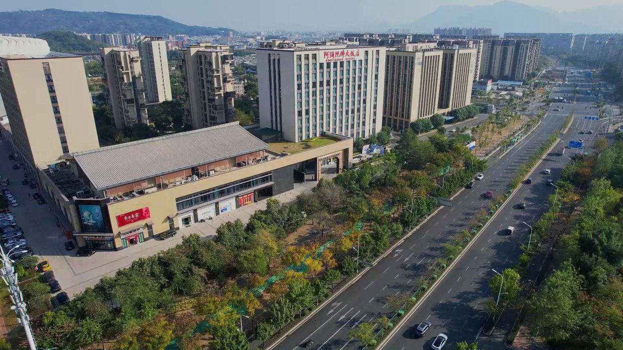 航拍福州阿弥陀佛大饭店 2