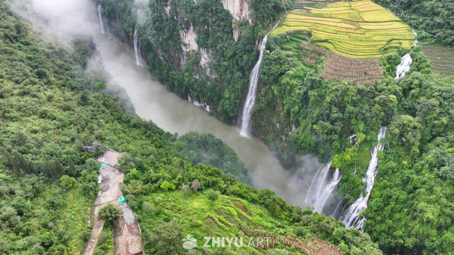 航拍山间峡谷瀑布  瀑布水流 4