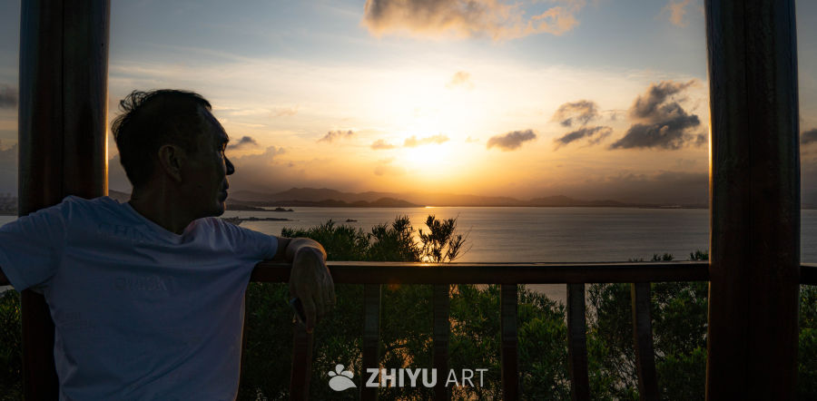 夕阳下的海边独思