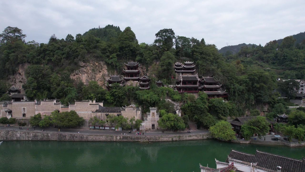贵州黔东南镇远古镇5A景区航拍  