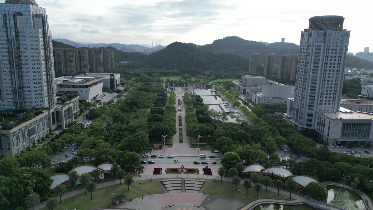  航拍台州市民广场水景公园