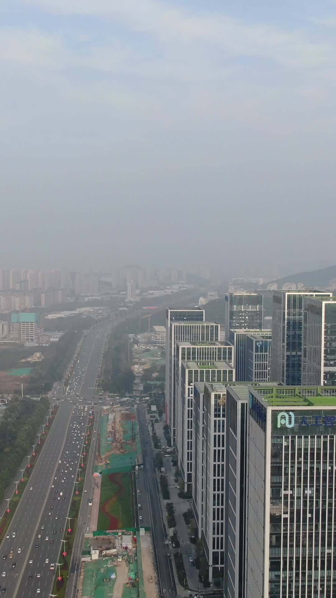 繁忙都市的清晨