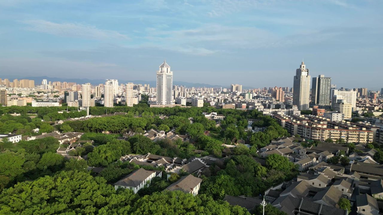 航拍浙江宁波天一阁月湖景区