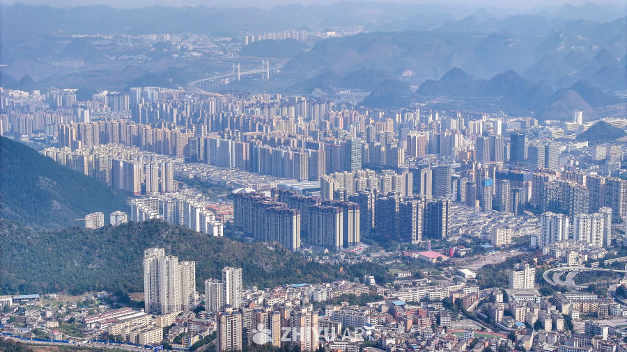 航拍贵州兴义市城市建筑  8