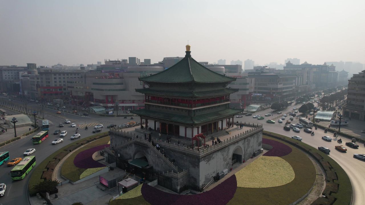  西安钟楼著名旅游景点地标建筑