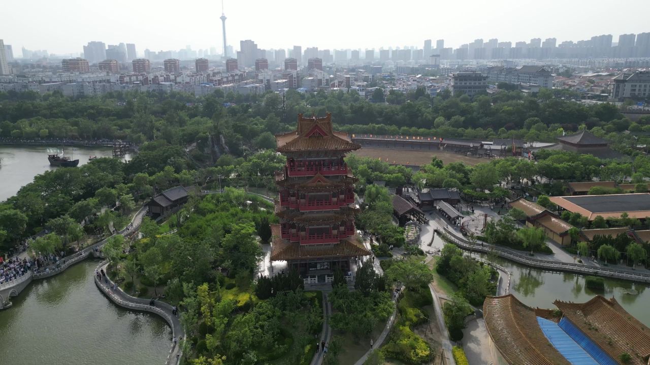 航拍开封清明上河园