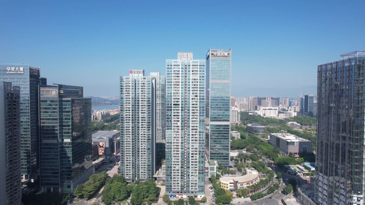 广东惠州城市CBD商务建筑航拍 