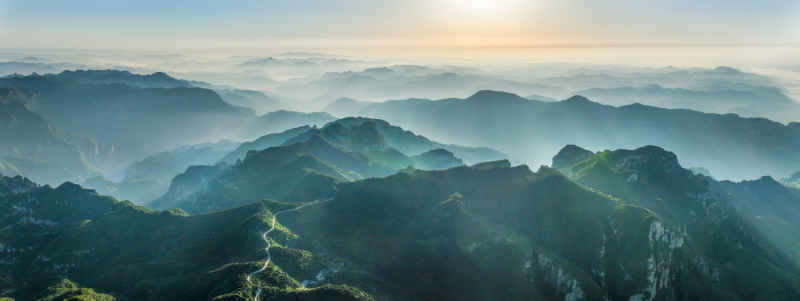 太行山日出