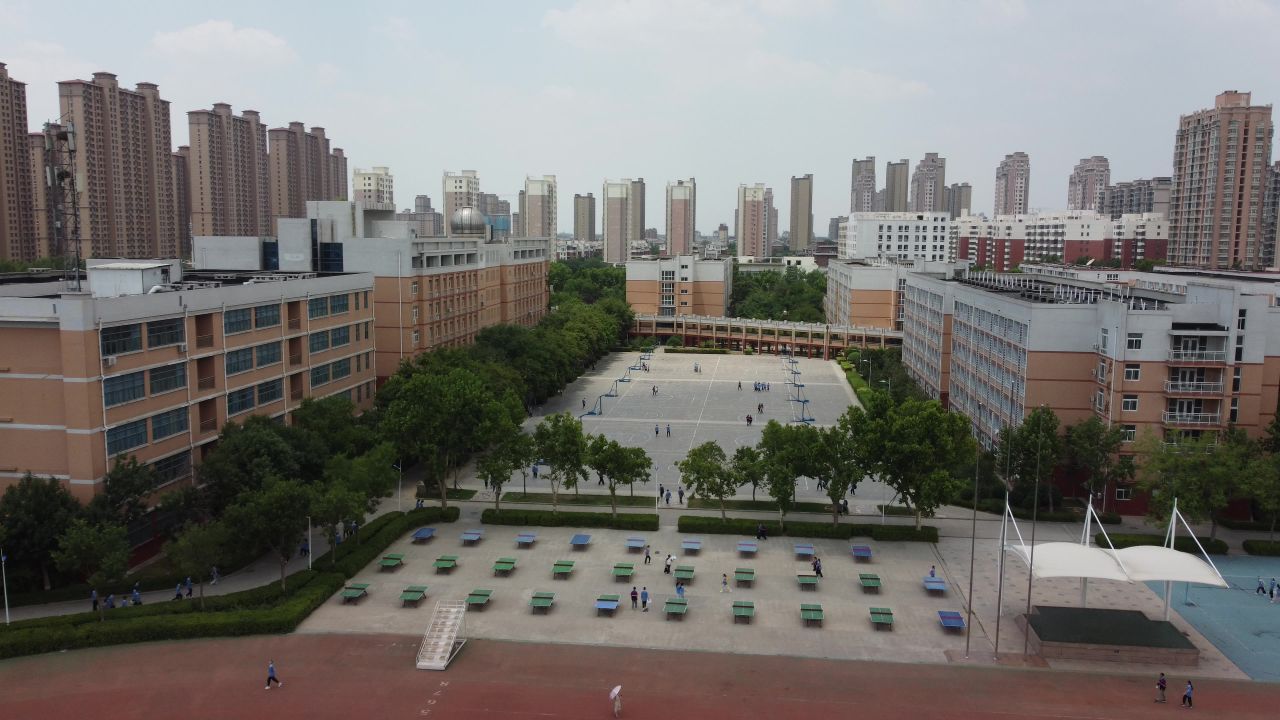 新乡一中南校区学校航拍 8