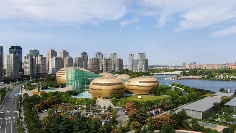 航拍河南郑州文化广场河南艺术中心