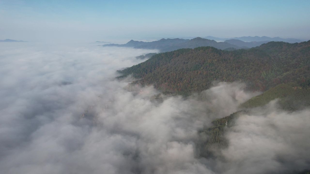 祖国壮丽河山清晨云海云雾缭绕航拍 