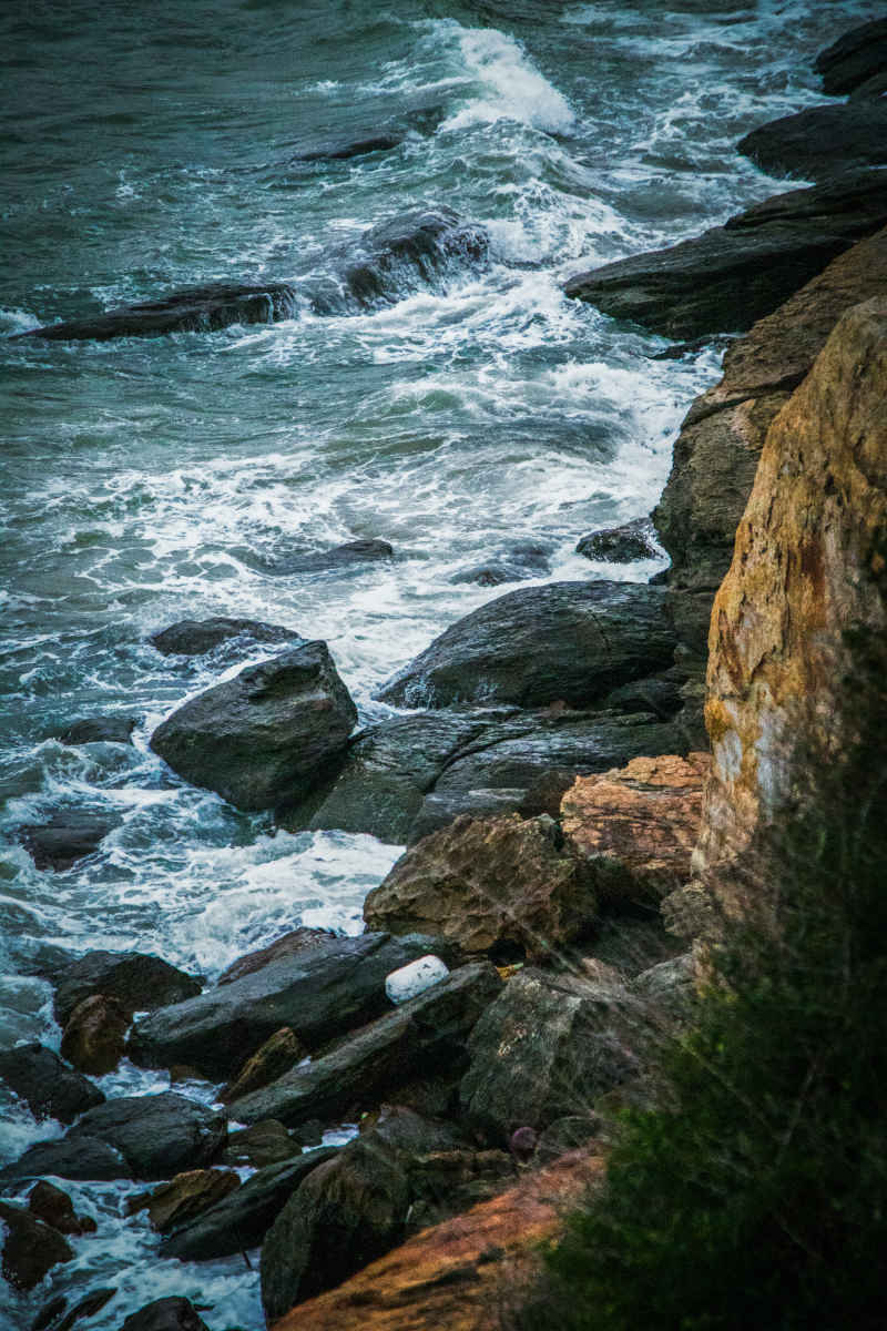 激流湍进