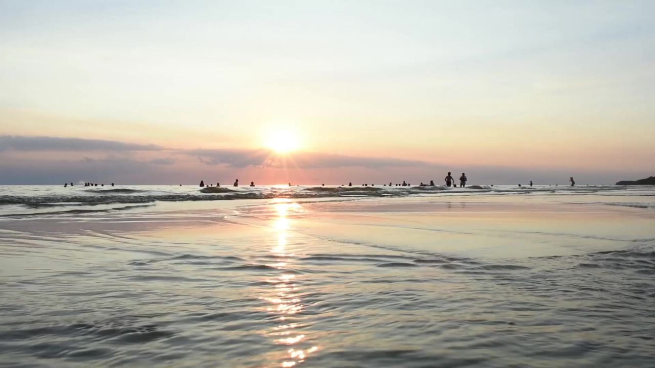 海滩太阳沙日落