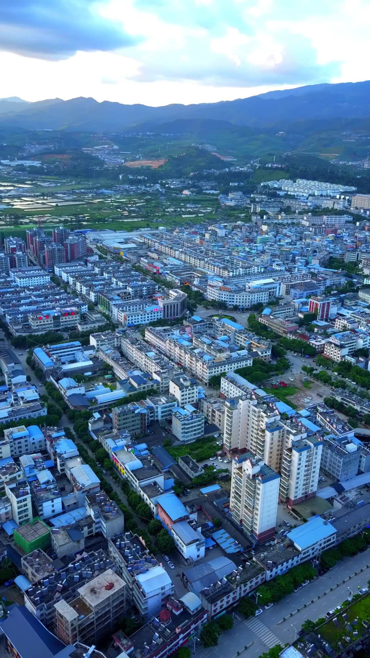 竖屏澜沧县城-5