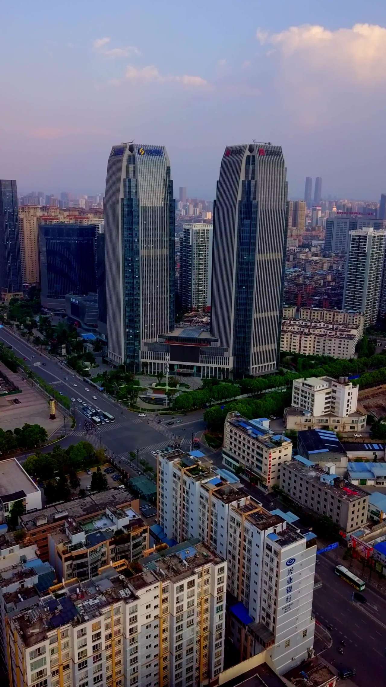 昆明云投大厦-1