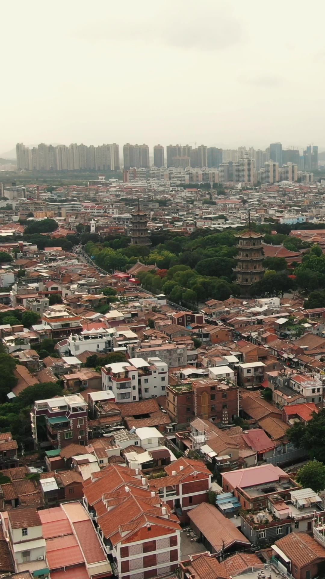 旅游景区福建泉州古城竖屏航拍