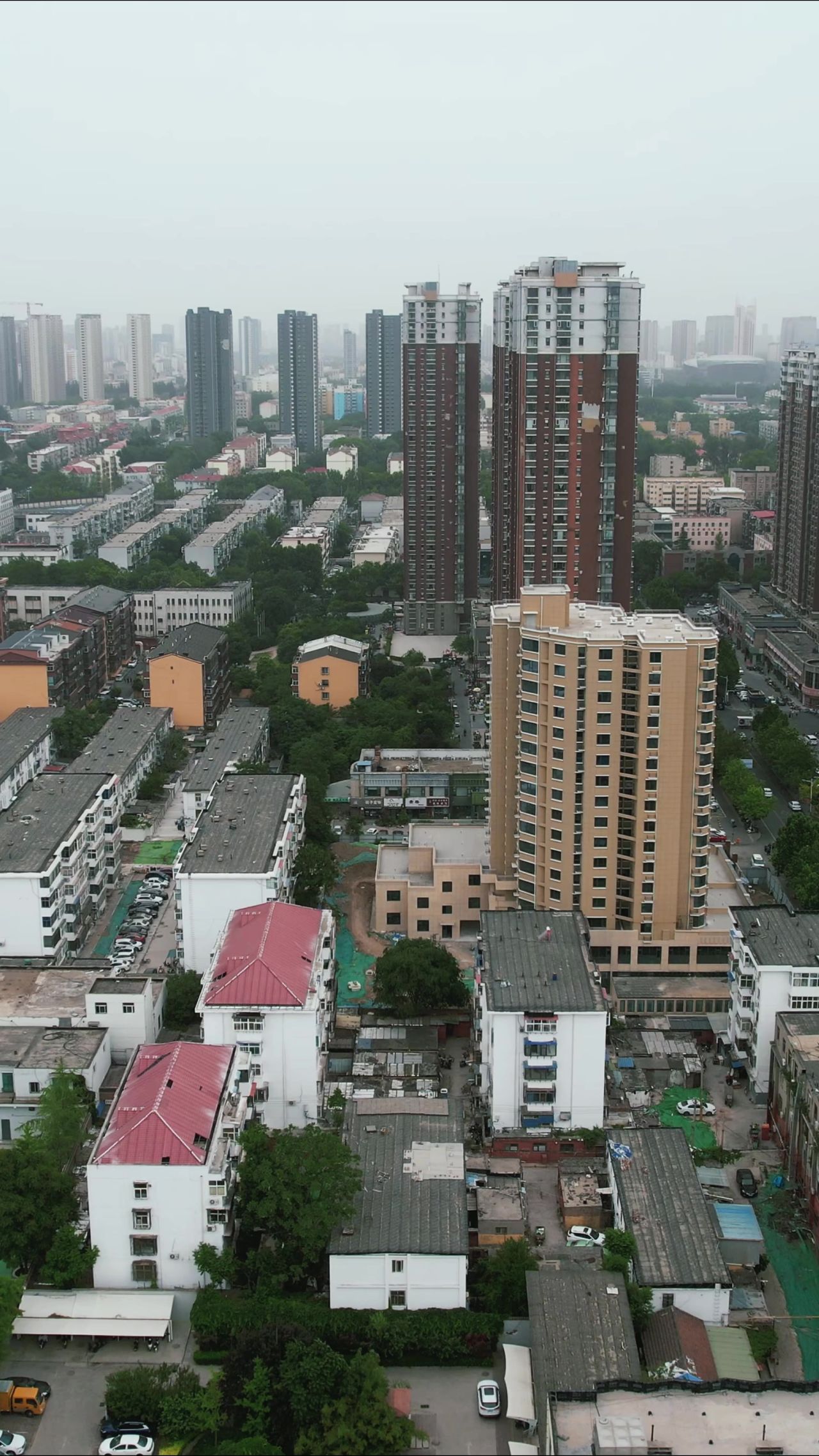 河北邯郸城市风光竖屏航拍 