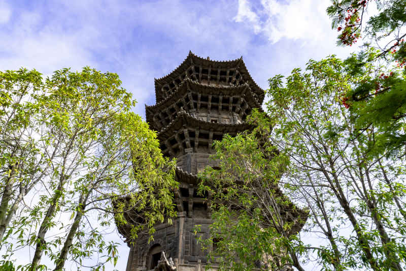 福建泉州古城镇国塔