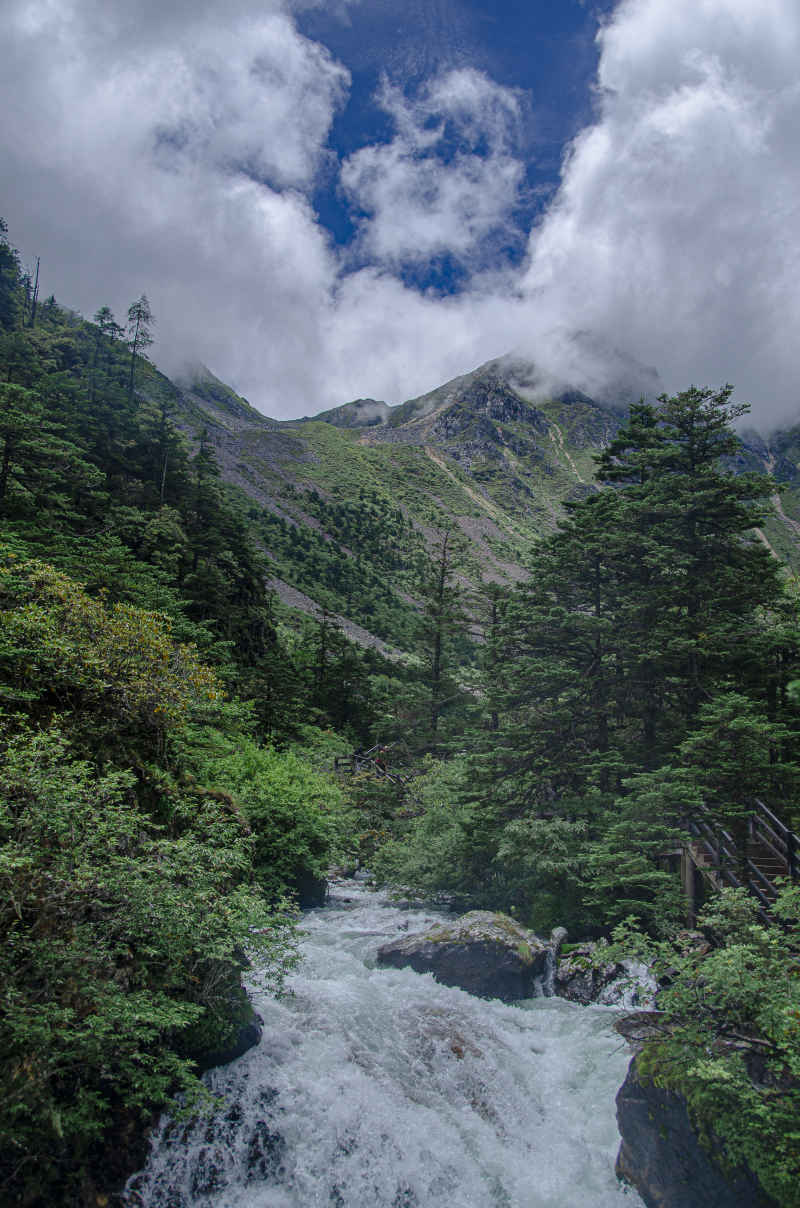川西