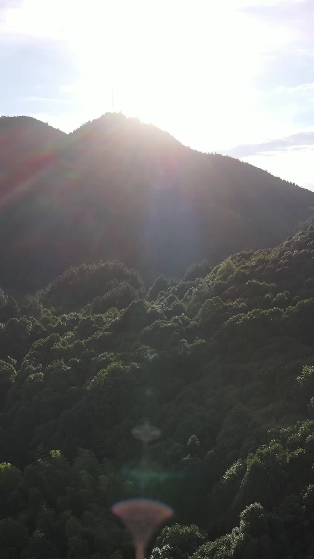 山巅日落
