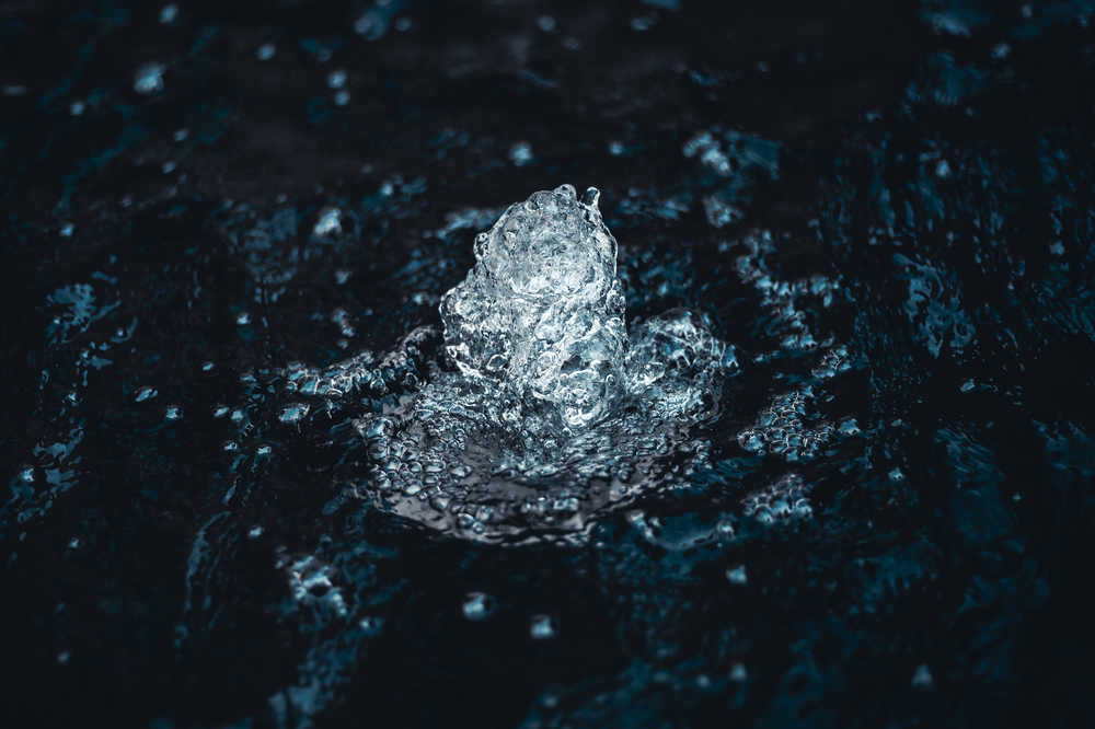 水形物语
