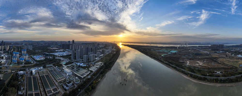 航拍南京长江日落晚霞夕阳