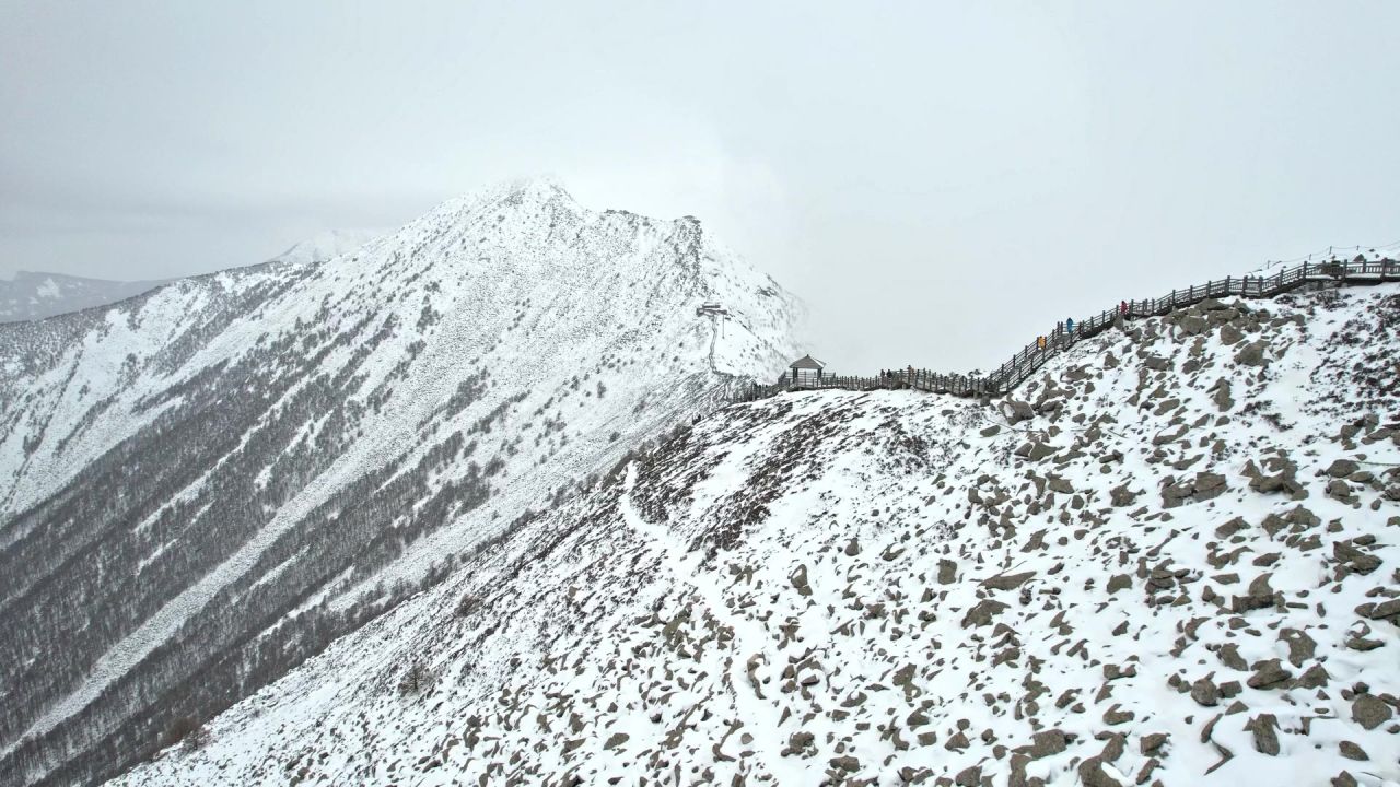 太白山云海雪景航拍