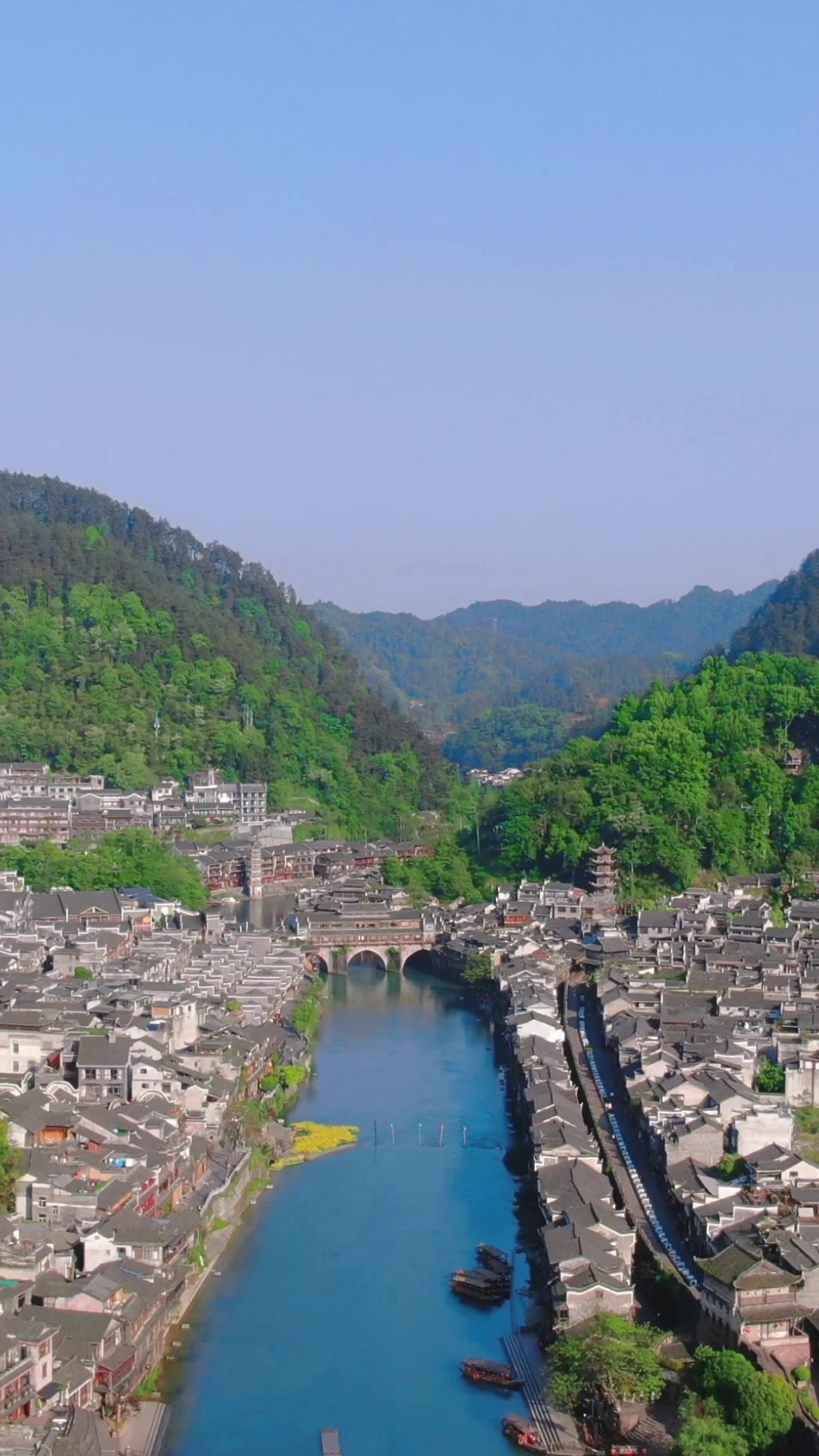 湖南湘西凤凰古城竖屏航拍