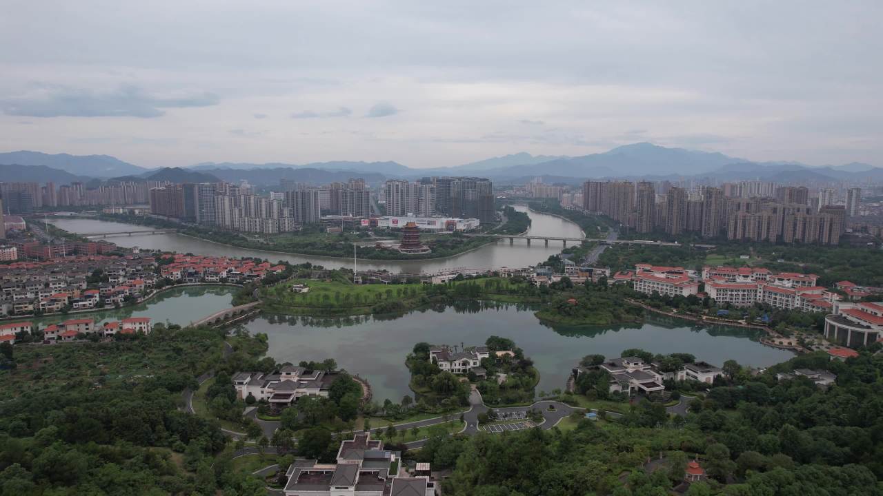 城市与自然的和谐共存